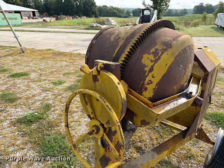 image for item DZ4789 Stow CM6 concrete mixer