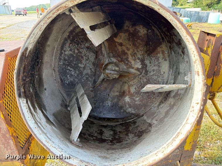 image for item DZ4789 Stow CM6 concrete mixer