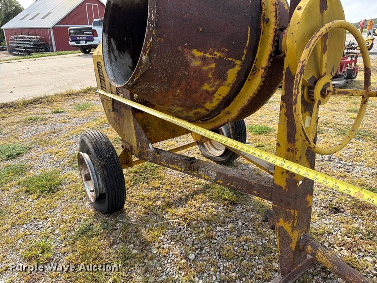 image for item DZ4789 Stow CM6 concrete mixer