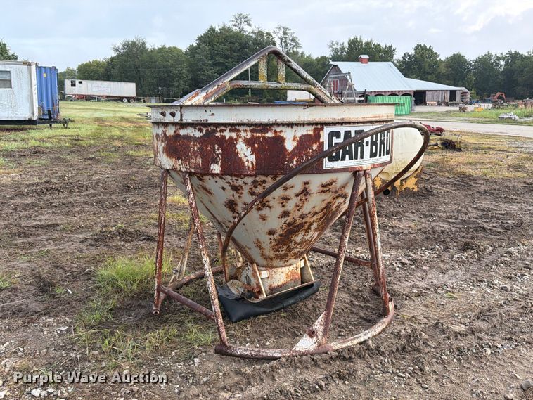 image for item DZ4798 Gar-Bro 454-R concrete bucket
