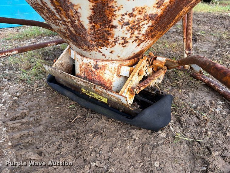 image for item DZ4798 Gar-Bro 454-R concrete bucket