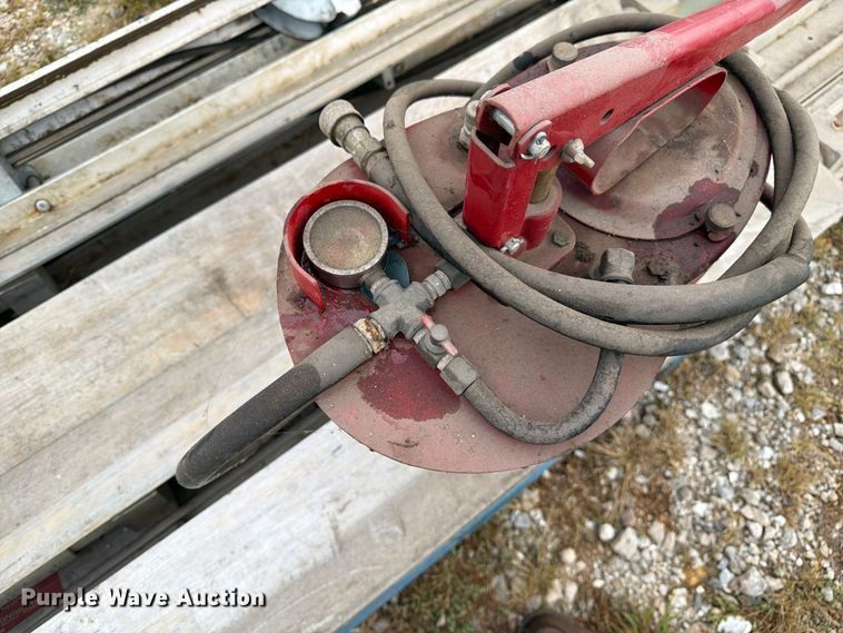 image for item DZ4808 Tren-Shore 2236 hydraulic shoring braces