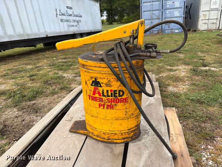image for item DZ4809 Speed Shore hydraulic shoring braces
