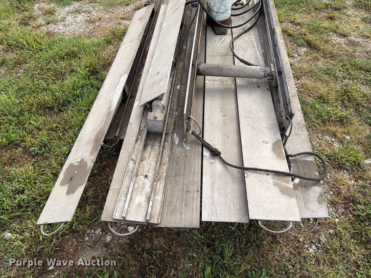 image for item DZ4810 Speed Shore hydraulic shoring braces