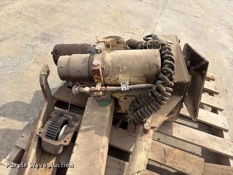 image for item DZ4819 Venco FT 5500PB crane