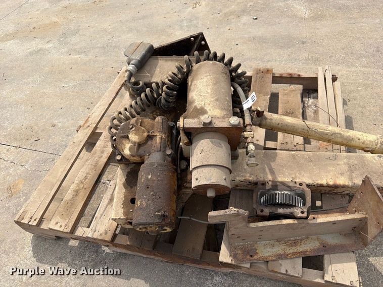 image for item DZ4819 Venco FT 5500PB crane