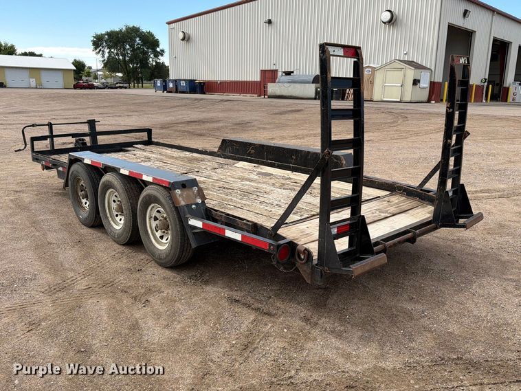 image for item EA0452 1996 Starlite utility trailer