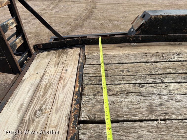 image for item EA0452 1996 Starlite utility trailer