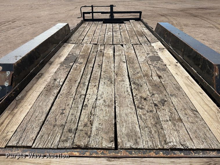 image for item EA0452 1996 Starlite utility trailer