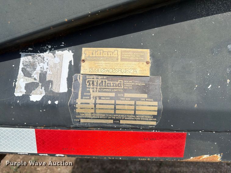 image for item EA0453 1995 Midland bottom dump trailer