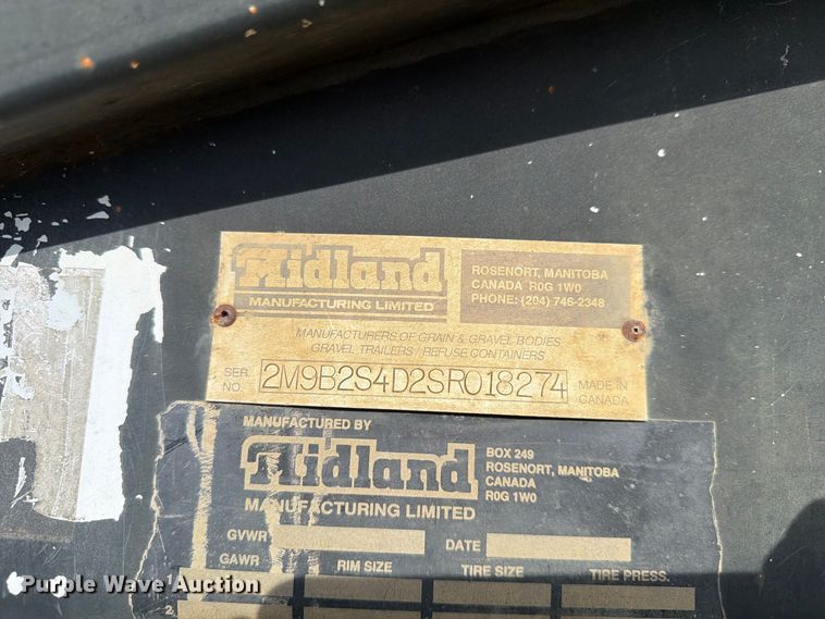 image for item EA0453 1995 Midland bottom dump trailer