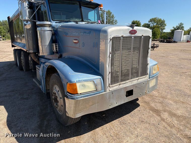 image for item EA0454 1991 Peterbilt 377 dump truck