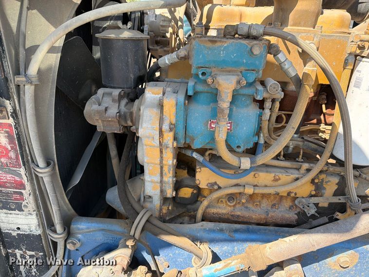 image for item EA0454 1991 Peterbilt 377 dump truck