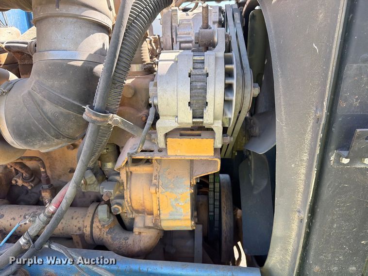 image for item EA0454 1991 Peterbilt 377 dump truck
