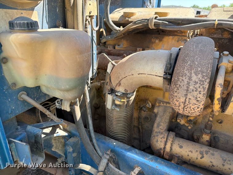 image for item EA0454 1991 Peterbilt 377 dump truck