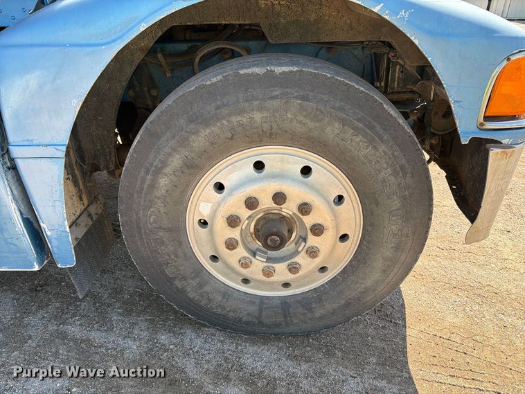 image for item EA0454 1991 Peterbilt 377 dump truck
