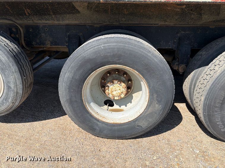 image for item EA0454 1991 Peterbilt 377 dump truck