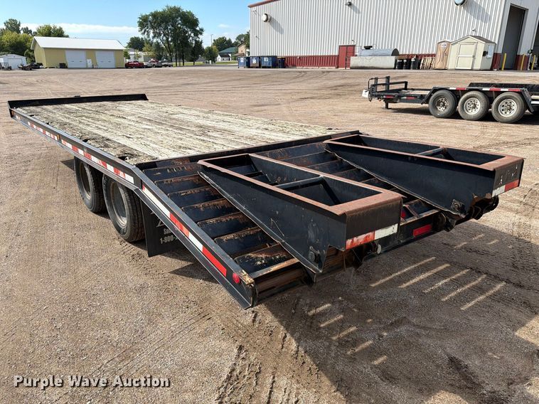 image for item EA0455 2001 Felling equipment trailer