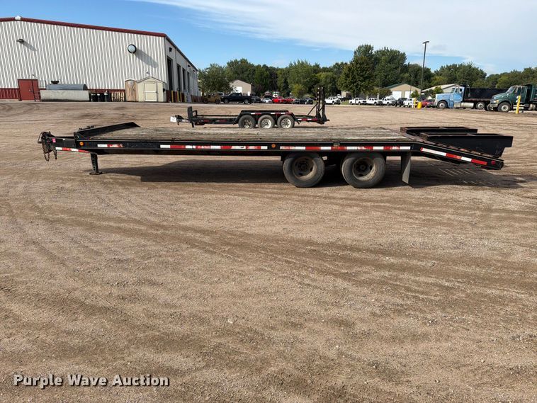 image for item EA0455 2001 Felling equipment trailer