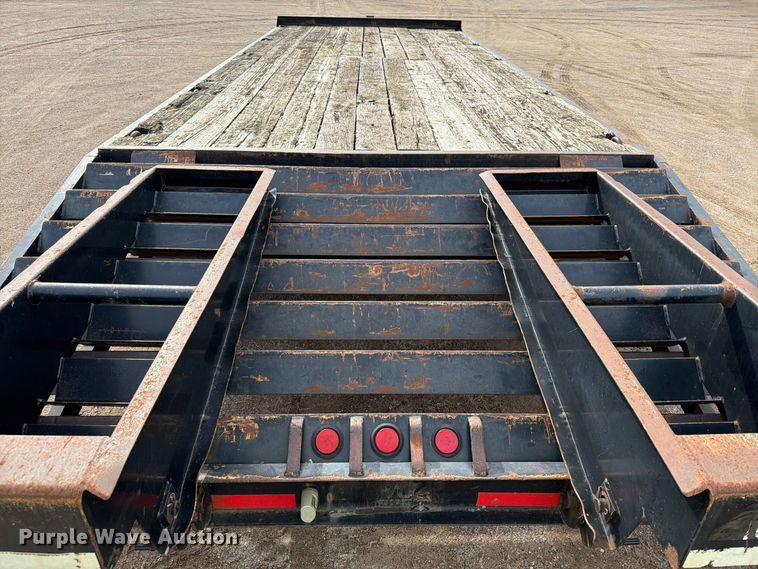 image for item EA0455 2001 Felling equipment trailer