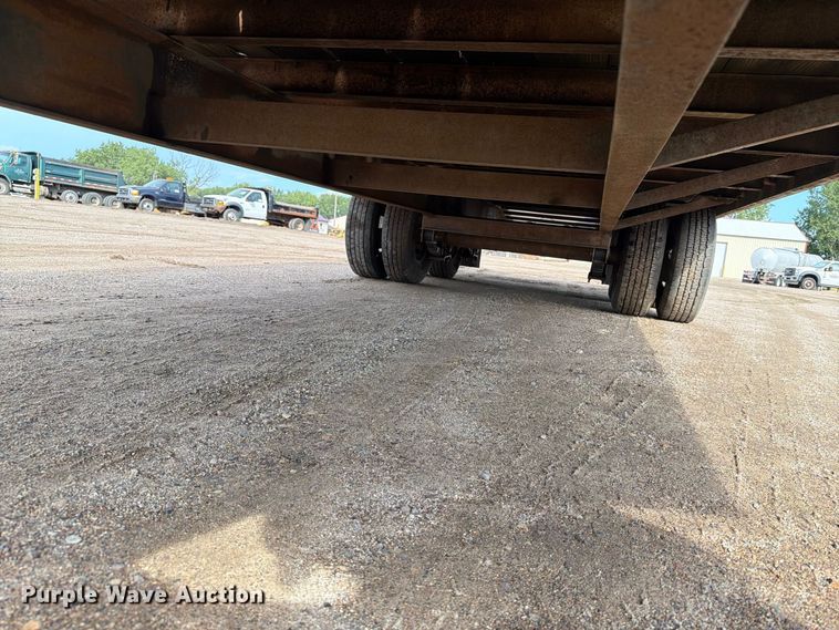 image for item EA0455 2001 Felling equipment trailer