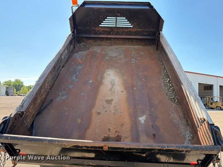 image for item EA0456 2000 Ford F450 Super Duty dump truck