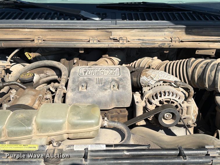 image for item EA0456 2000 Ford F450 Super Duty dump truck