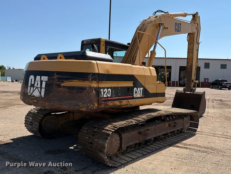 image for item EA0458 1995 Caterpillar 320L excavator