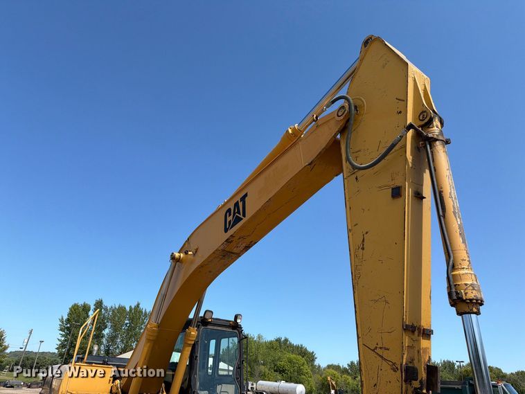 image for item EA0458 1995 Caterpillar 320L excavator