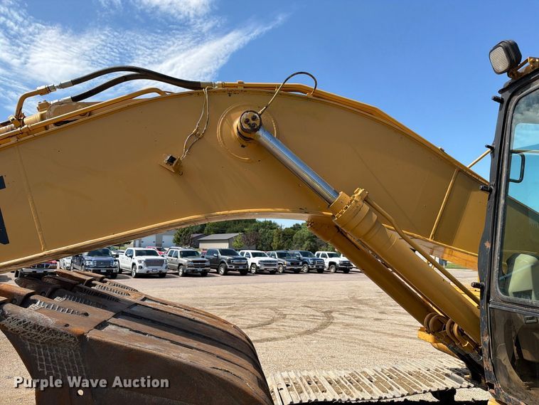 image for item EA0458 1995 Caterpillar 320L excavator