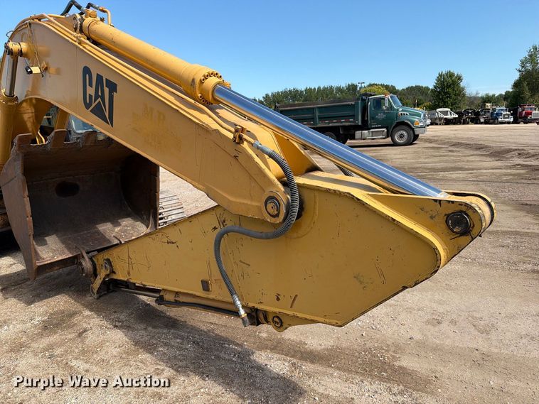 image for item EA0458 1995 Caterpillar 320L excavator