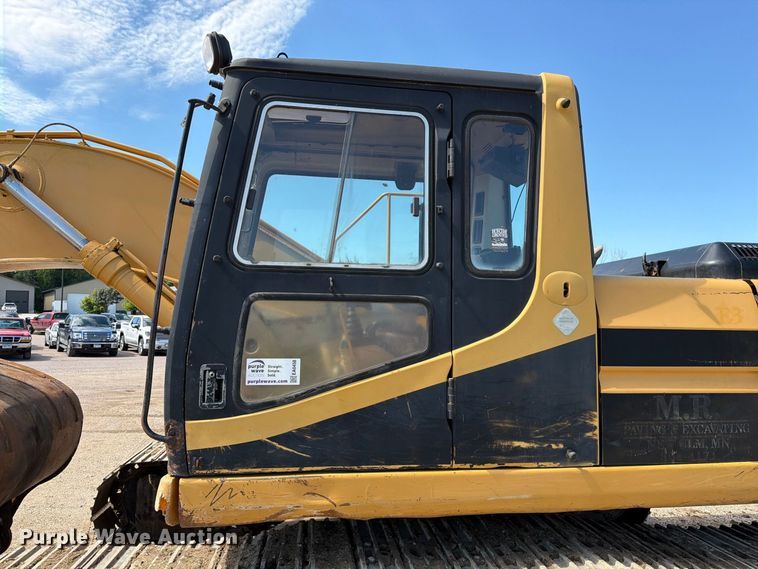image for item EA0458 1995 Caterpillar 320L excavator