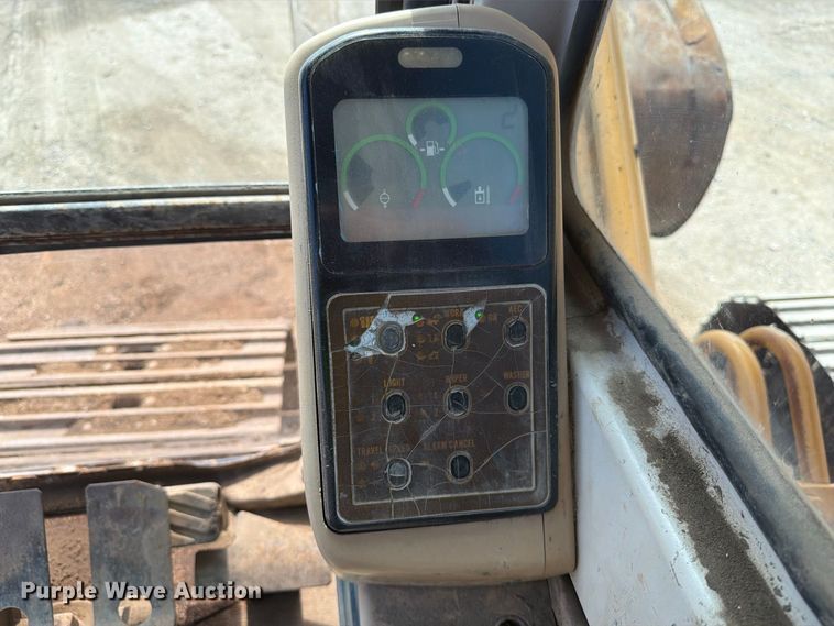 image for item EA0458 1995 Caterpillar 320L excavator