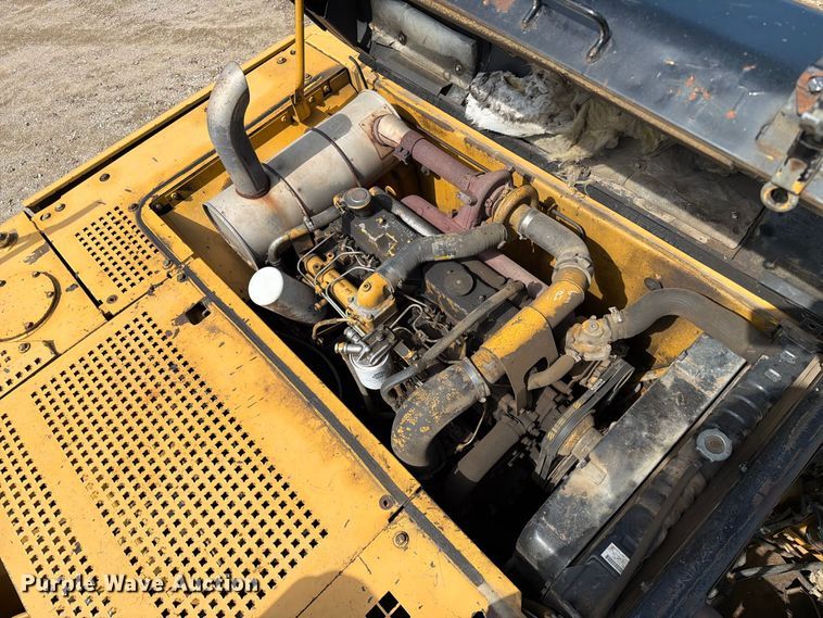 image for item EA0458 1995 Caterpillar 320L excavator