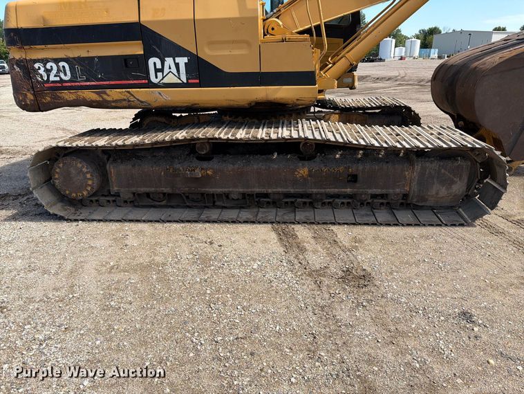 image for item EA0458 1995 Caterpillar 320L excavator