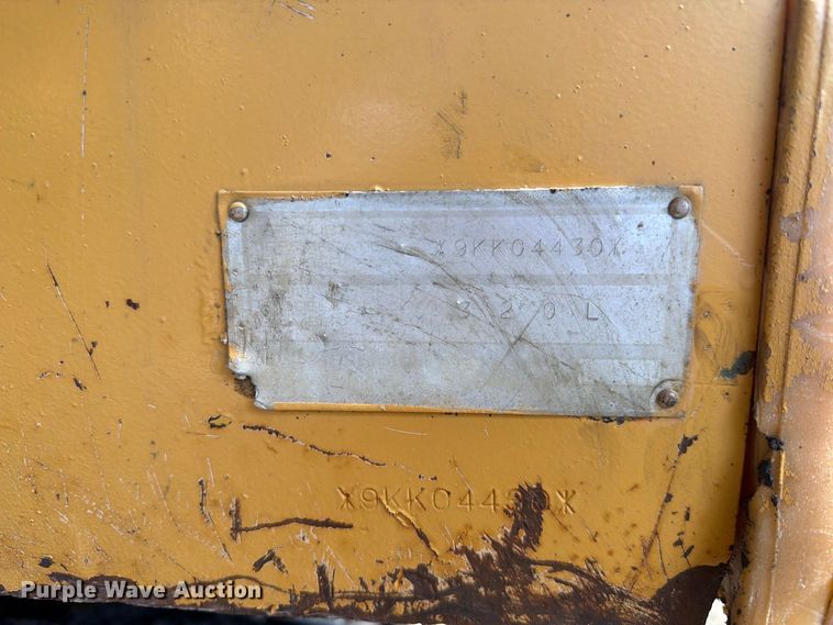 image for item EA0458 1995 Caterpillar 320L excavator