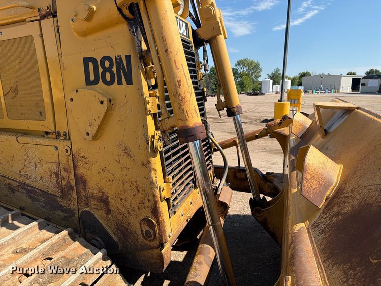 image for item EA0459 1992 Caterpillar D8N dozer