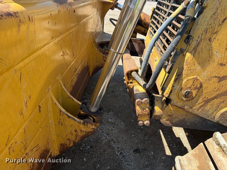 image for item EA0459 1992 Caterpillar D8N dozer