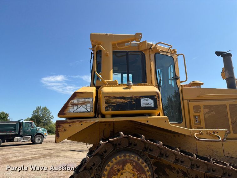 image for item EA0459 1992 Caterpillar D8N dozer