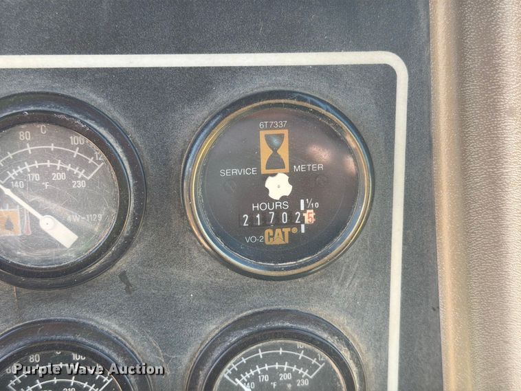 image for item EA0459 1992 Caterpillar D8N dozer