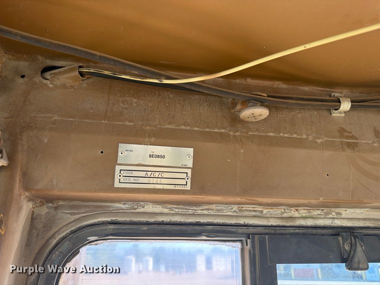 image for item EA0459 1992 Caterpillar D8N dozer