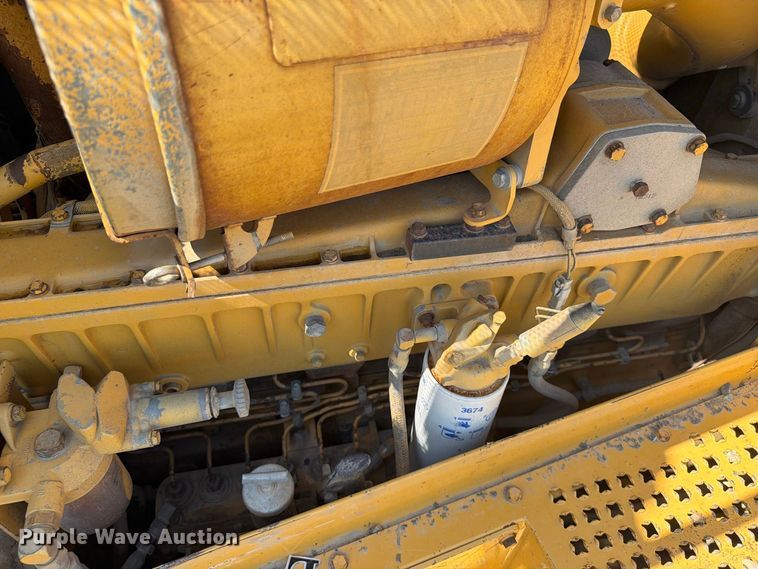 image for item EA0459 1992 Caterpillar D8N dozer
