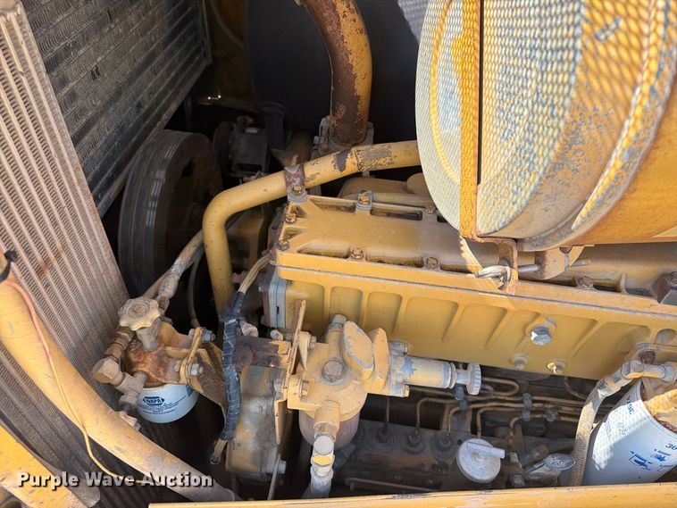 image for item EA0459 1992 Caterpillar D8N dozer