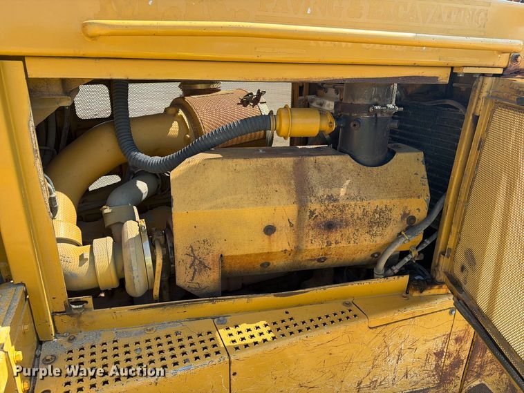 image for item EA0459 1992 Caterpillar D8N dozer