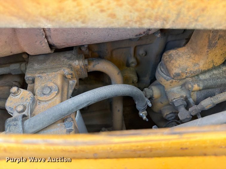 image for item EA0459 1992 Caterpillar D8N dozer
