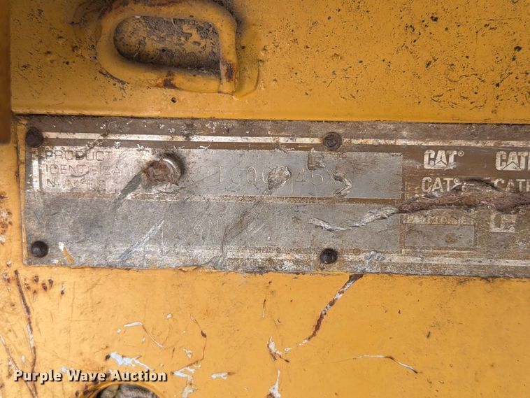 image for item EA0459 1992 Caterpillar D8N dozer