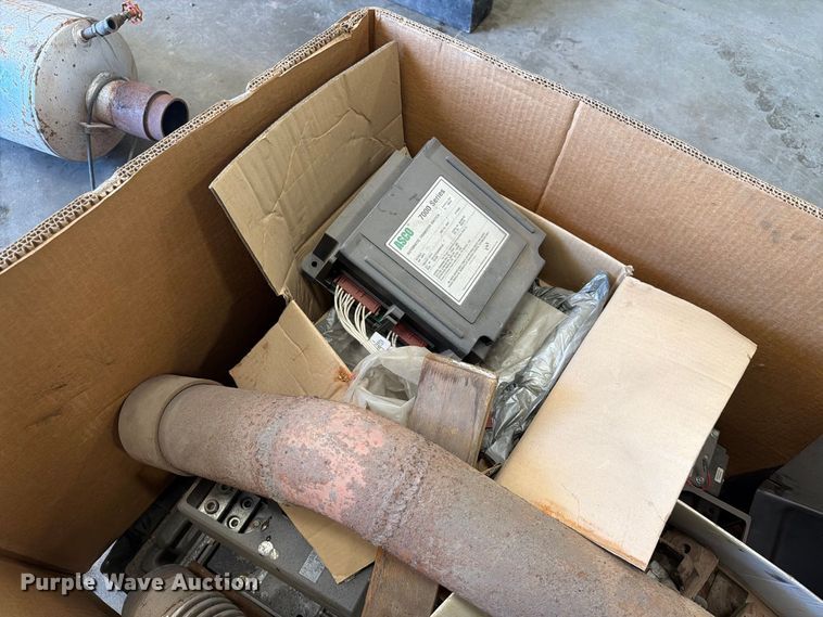 image for item EA0460 KatoLight D100FPZ4E generator