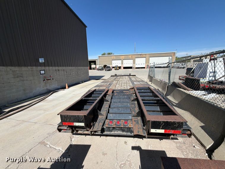 image for item EA0461 2014 Felling FT-24-2 LP equipment trailer
