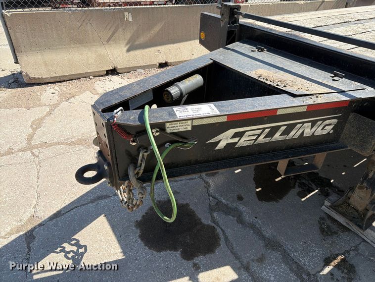 image for item EA0461 2014 Felling FT-24-2 LP equipment trailer