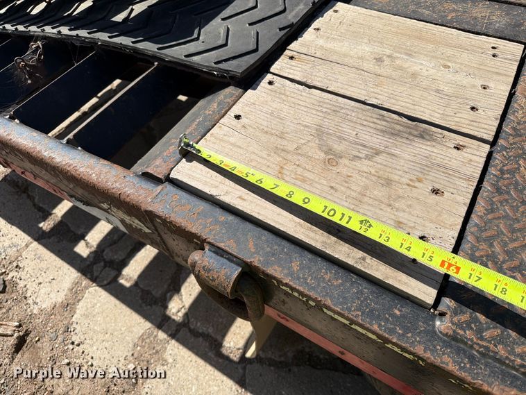 image for item EA0461 2014 Felling FT-24-2 LP equipment trailer